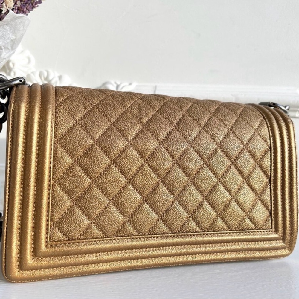 Chanel Medium Boy Metallic Dark Gold Glitter Quilted Women's Bag - Picture 3 of 6